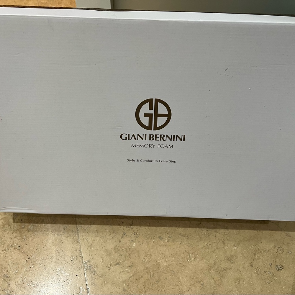 Giani Bernini oxblood boots NEW 9.5